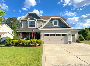 20 Wicker Cir, Spring Lake, NC 28390