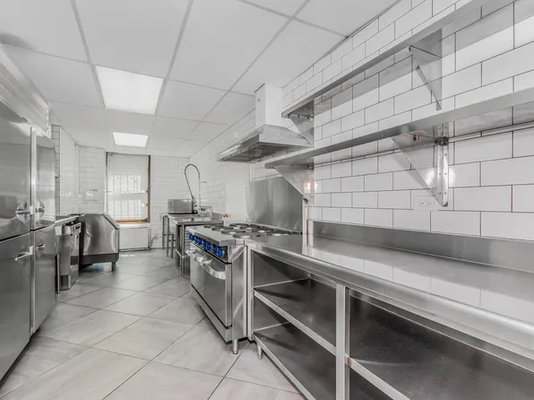 340 West 57th Street image 18 of 23