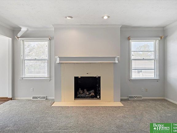 4th image of 4815 N 113th St