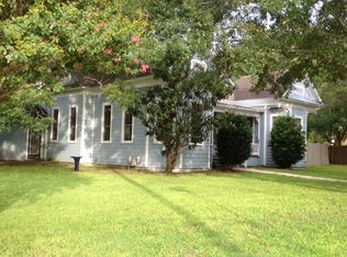 142 N Gohmert St, Yorktown, TX 78164