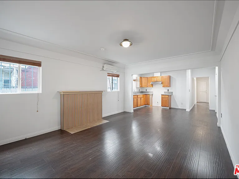 1530 5th Ave #1530 — Photo 2