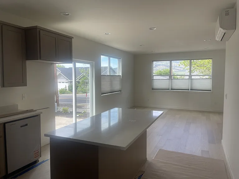322 Talent Ave #B — Photo 5