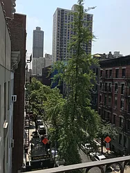 Rented by Metropolis Real Estate of Manhattan