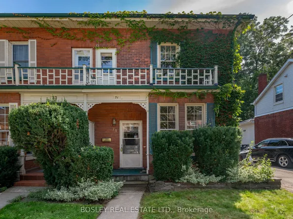 71 King St, Toronto, ON M9N 1L4