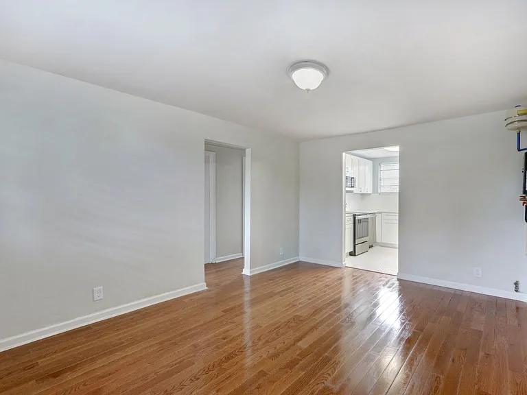 737 E Gwinnett St #D — Photo 20