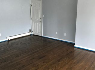 3 Pailet Dr APT 4, North Chelmsford, MA 01863