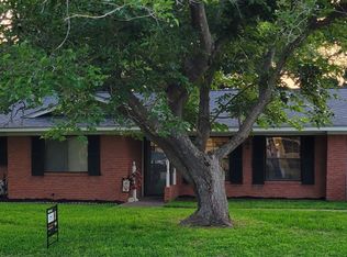 401 Sunset St, Malakoff, TX 75148