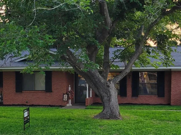 401 Sunset St, Malakoff, TX 75148