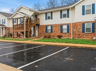 1271 Cliffridge Ln, Valley Park, MO 63088