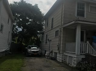 107 Kislingbury St, Rochester, NY 14613