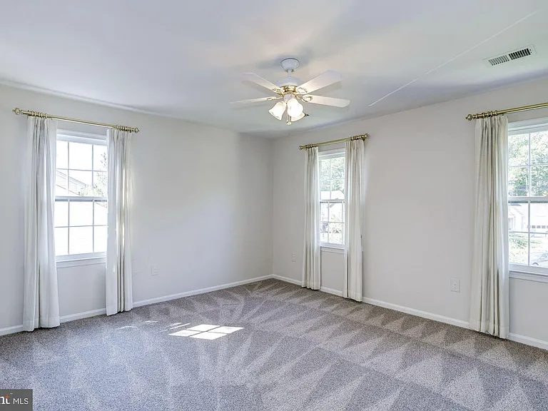 9012 Penn Manor Ct — Photo 25