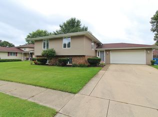 1252 Trend Dr, Morris, IL 60450