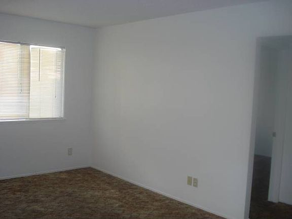 Spacious Family Room