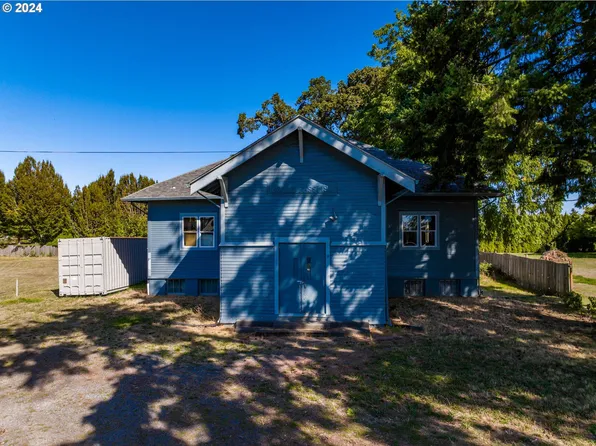 995 Belle Passi Rd NE, Woodburn, OR 97071