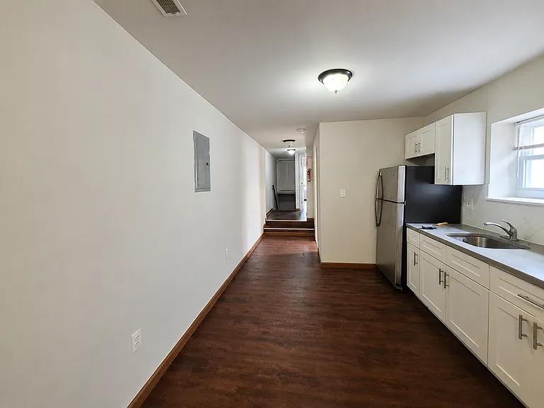 6041 Vine St #2 — Photo 2