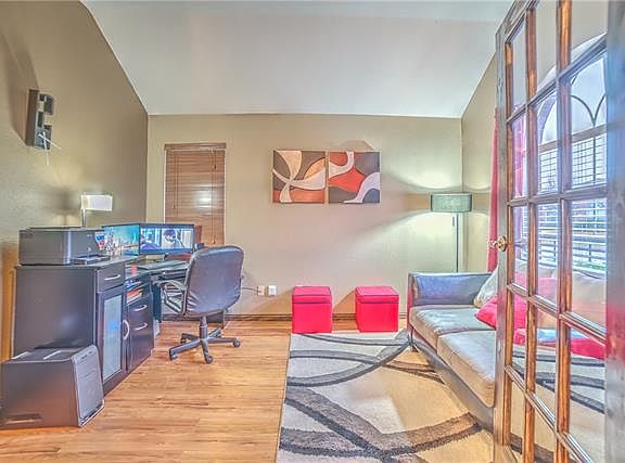 2nd image of 5301 Golden Wheat Ln