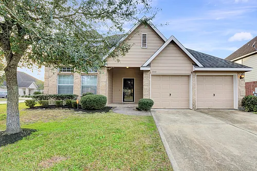 3710 Banyan Wood Way Photo 1
