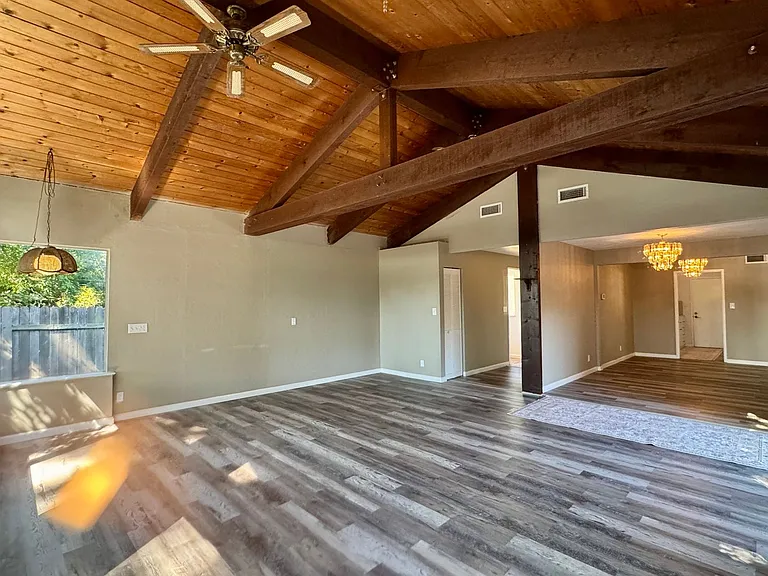 2614 Aramon Dr — Photo 20