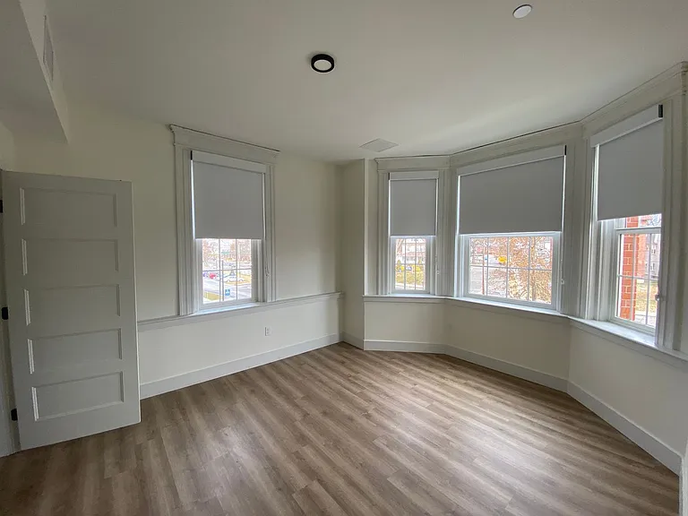 One Park Apartments — Photo 113