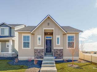 377 S Calf Creek Ave, Meridian, ID 83642