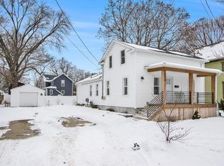 124 W Spruce St, Marshall, MI