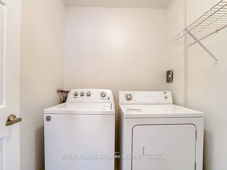 160 Gentile Cir — Photo 32
