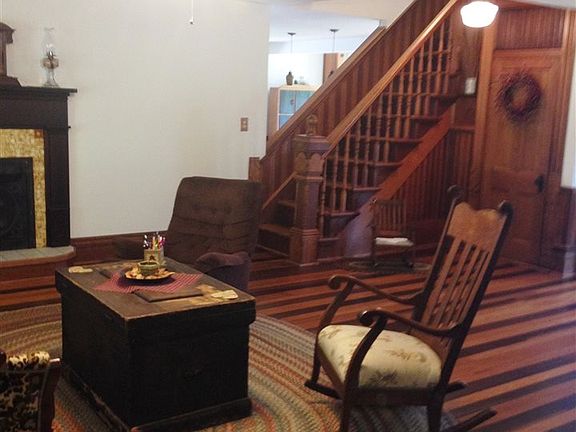 3rd image of 5236 E State Road 58