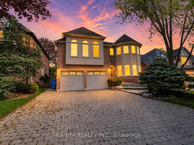 30 Briardale Pl — Photo 5