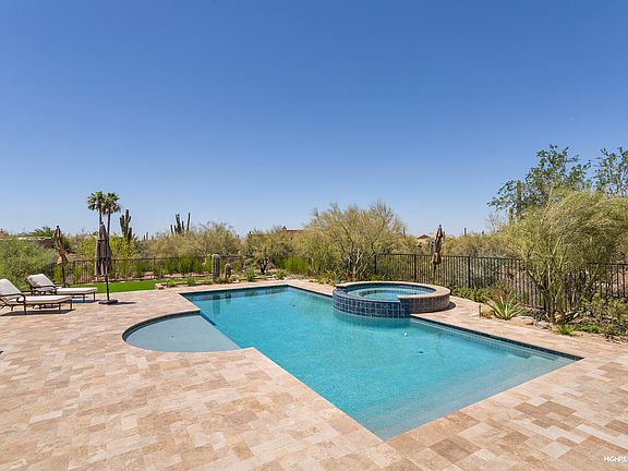 Expansive pool and spa