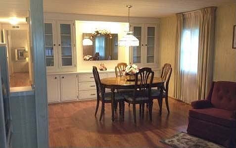 2nd image of 2726 John L St