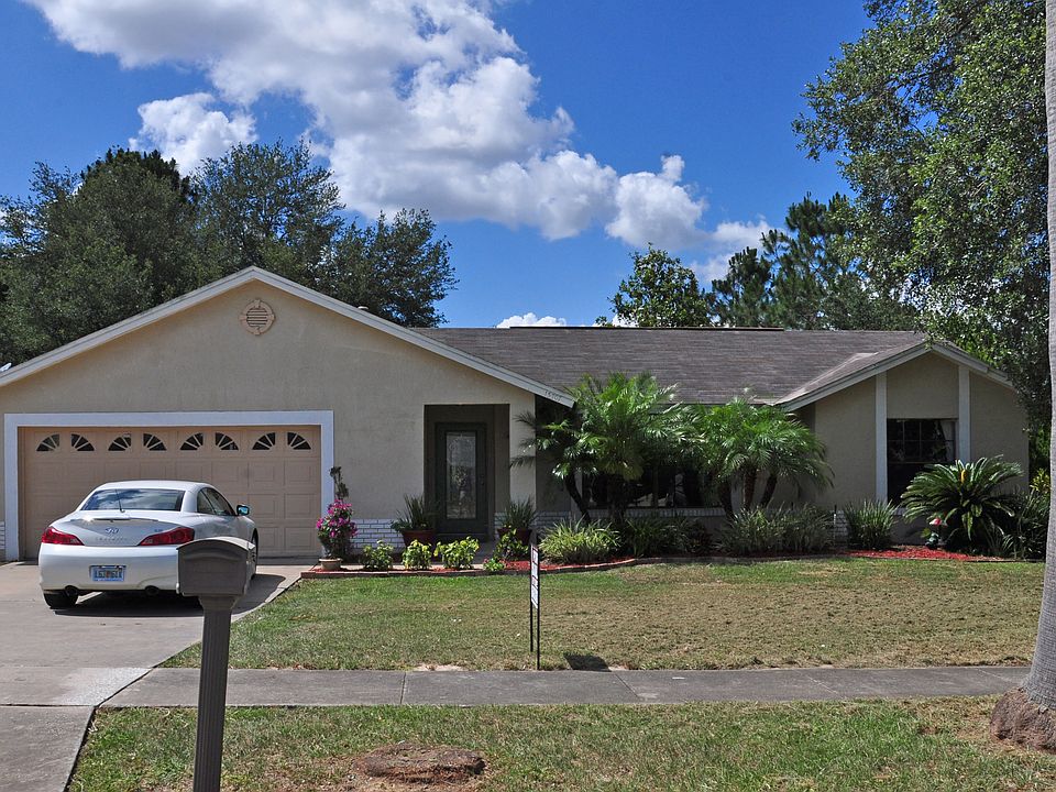 1st image of 15707 Hidden Lake Cir