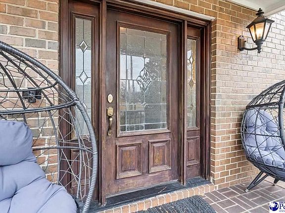 5th image of 923 Wrenwood Rd