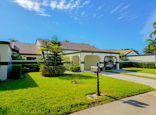 5573 Parkwalk Cir E, Boynton Beach, FL 33472