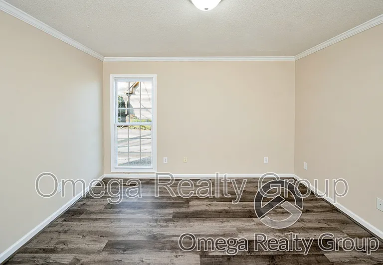 7504 Carrolwood Way — Photo 24