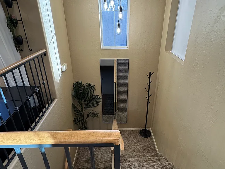 741 N Port Dr — Photo 22