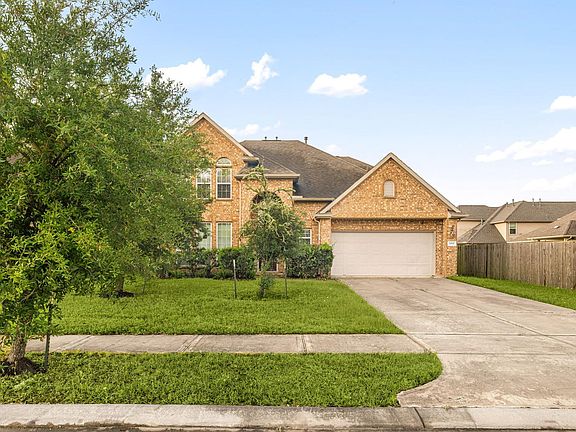 2nd image of 1818 Luminous Waters Ln