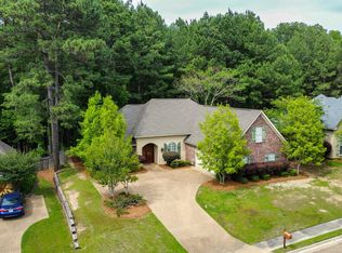 137 Baileys Ridge Cir, Clinton, MS 39056