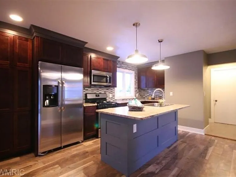 3464 Bromley Dr SE — Photo 11