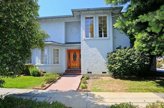 1st image of 498 Bryan Ave