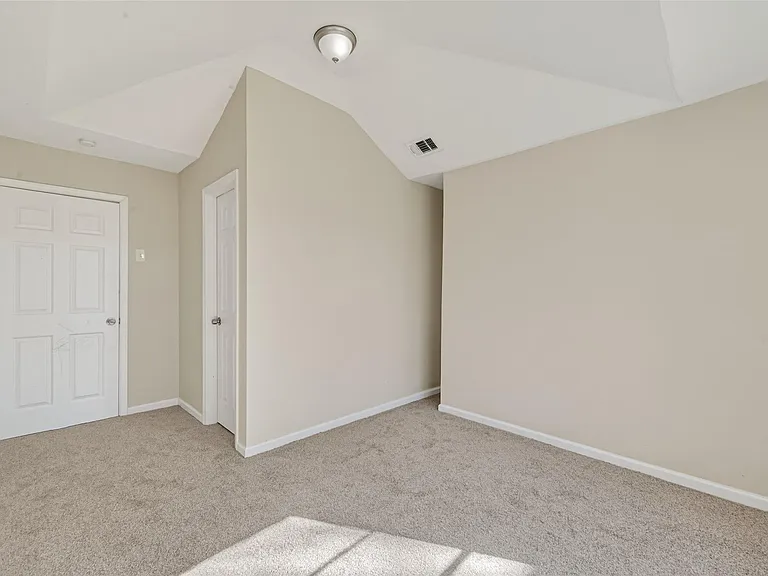 4626 Dewberry St — Photo 36