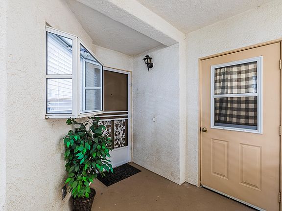 2nd image of 2803 Antonio Dr Unit 101
