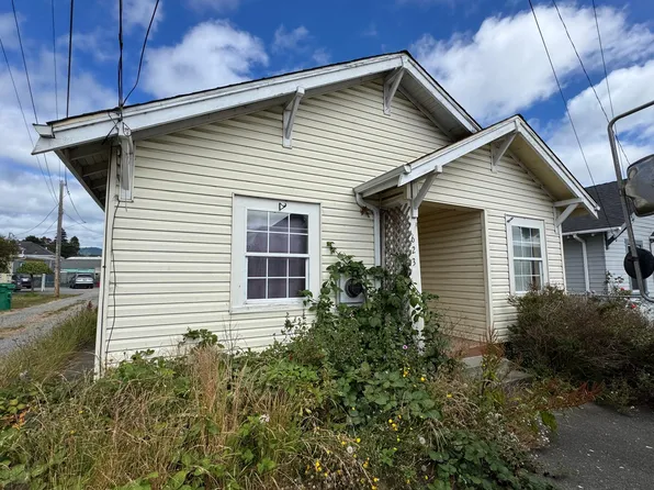 623 15th St, Fortuna, CA 95540