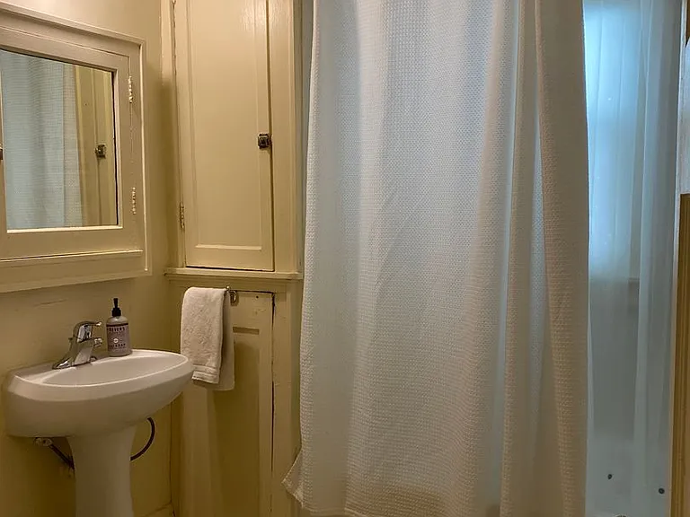 2628 N Stowell Ave — Photo 12