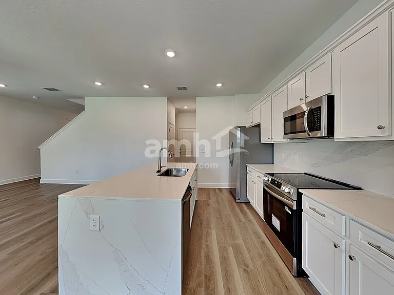 16632 Cheyanne Ct — Photo 3