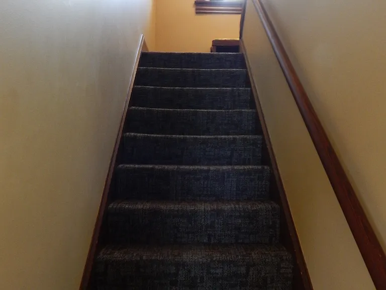 92 E Franklin St — Photo 15