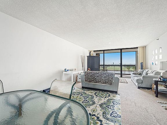 2nd image of 356 Golfview Road #505