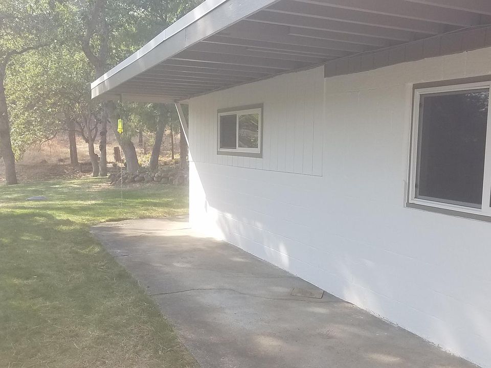 2nd image of 3715 Browns Creek Rd