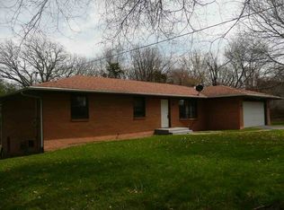 1569 Luanna Dr, Rockford, IL 61103
