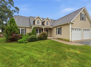 31 Butterfly Dr, Westerly, RI 02891