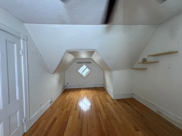 16 Ripley St — Photo 12